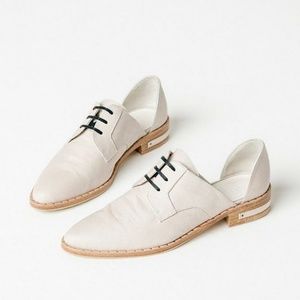 Freda Salvador Ivory Wit D'orsay Oxfords Flats